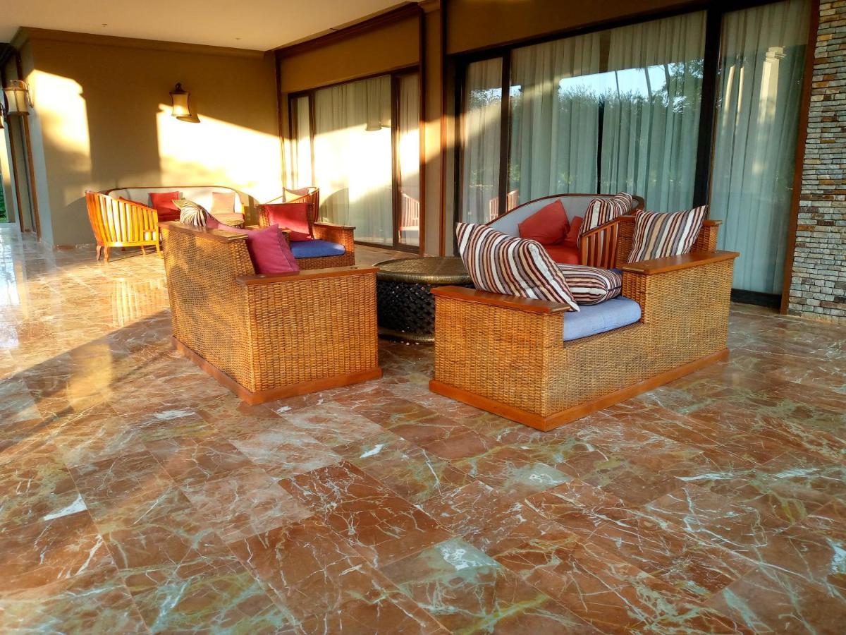Tagidor Garden Resort And Spa Bangou Exterior photo